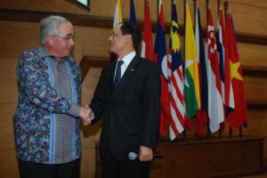 20130524100028KPBR-EROPA.jpg