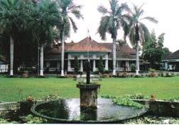 2007011691920gondang_clip_image002.jpg
