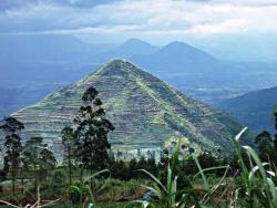 Kuak Misteri, `Piramida` Garut Akan Dibor