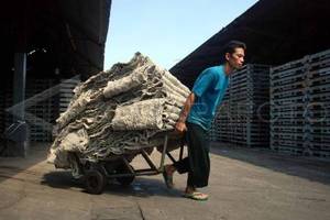HARGA KARET: SIR 20 Kembali di Bawah US$3